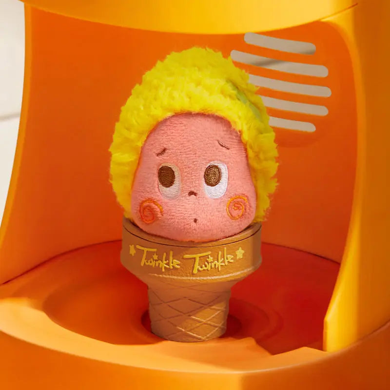 Pop Mart Twinkle Twinkle MOON GELATO Series – Ice Cream Plush Pendants